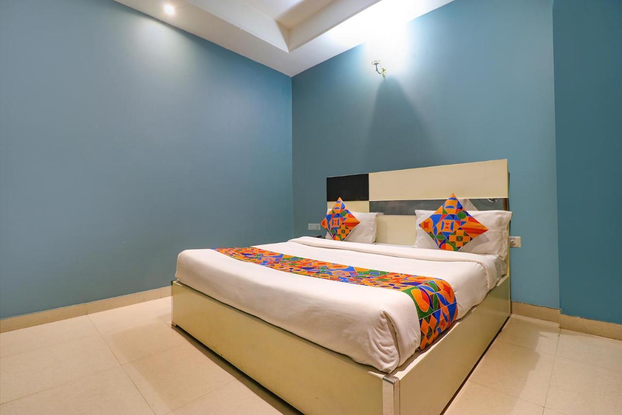 Fabhotel Church House Rohini Delhi  Eksteriør bilde